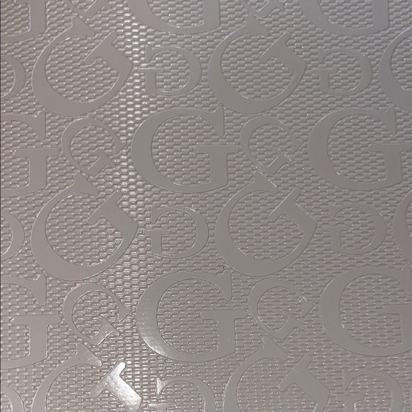 GUESS elegant Cream Handbag